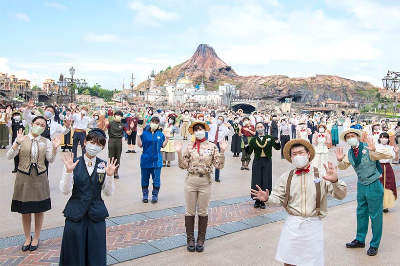 キャストさんへの声かけなどシールのもらい方（ディズニーのキャストさん）