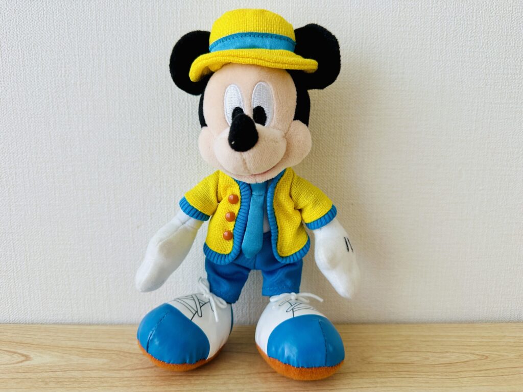 バケパグッズの歴代アイテムを紹介②:40周年(ぬいぐるみバッジ)