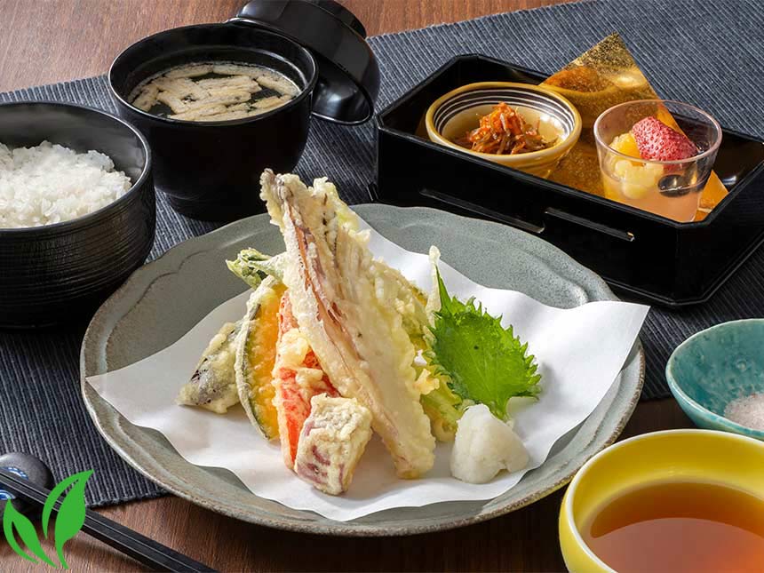 八種の野菜天麩羅膳