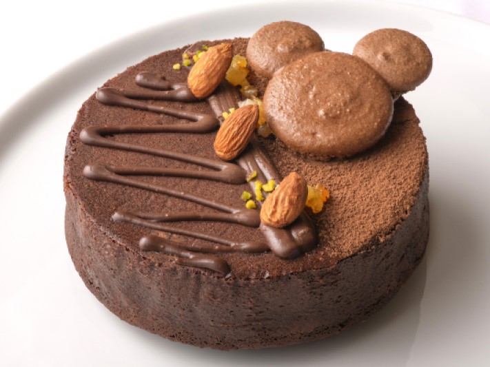 アンバサダーホテルのルームサービスのチョコケーキ