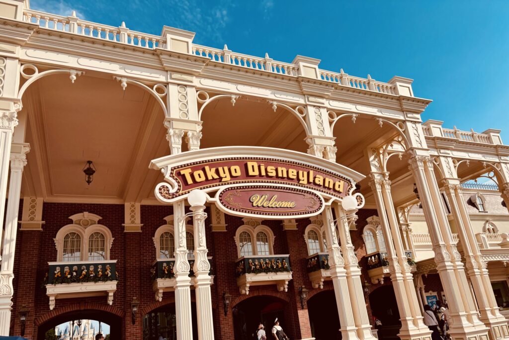 ディズニーランドでスマホ決済はできるか（ディズニーランドにて）