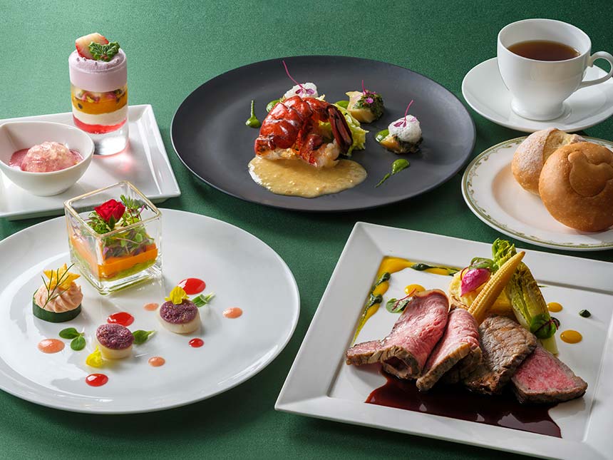 S.S.コロンビア・ダイニングルームのスペシャルコース