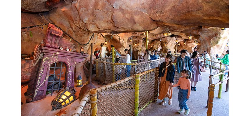 待ち列での休止やシステム調整に注意（ピーターパンのネバーランドアドベンチャー）