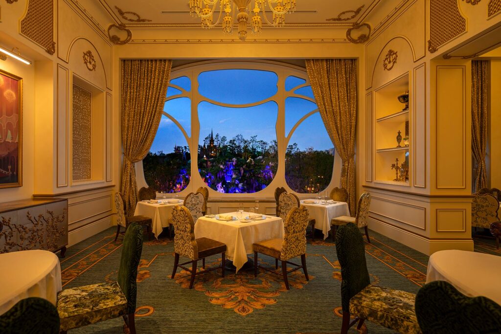 フレンチダイニング ラ・リベリュール