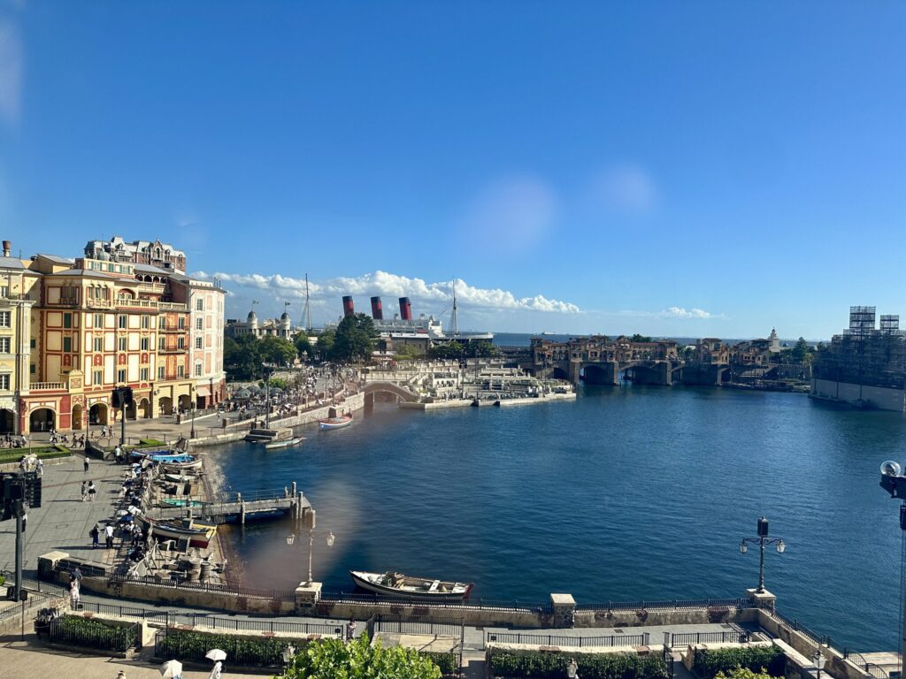 2日間行く場合ランド・シーのどっちから入るのが正解か徹底比較（ディズニーシー）