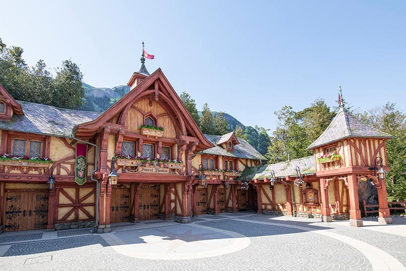 3月と4月と5月の春休み時期のスケジュール（フォレストシアター）