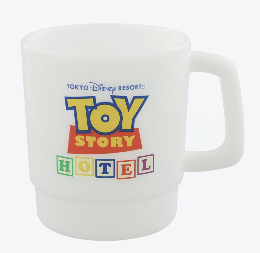 スタッキング可能なマグカップの魅力（トイ・ストーリーのマグカップ）