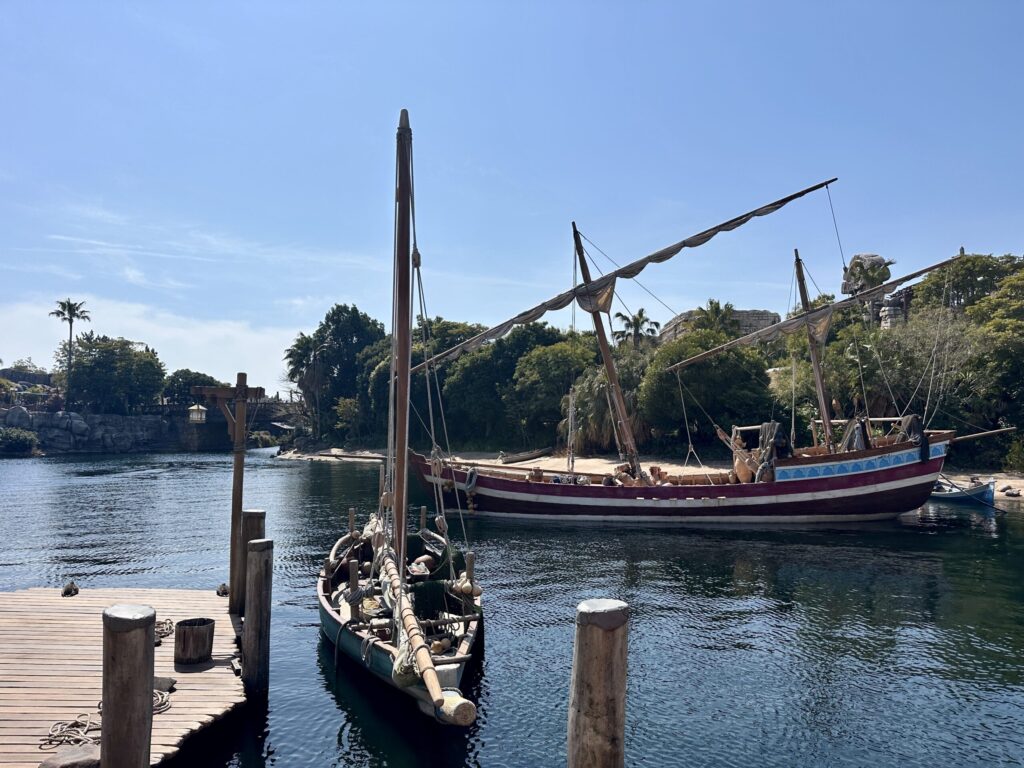 スポンサーは日本通運！待ち時間の目安も詳しく解説（ディズニーシー）